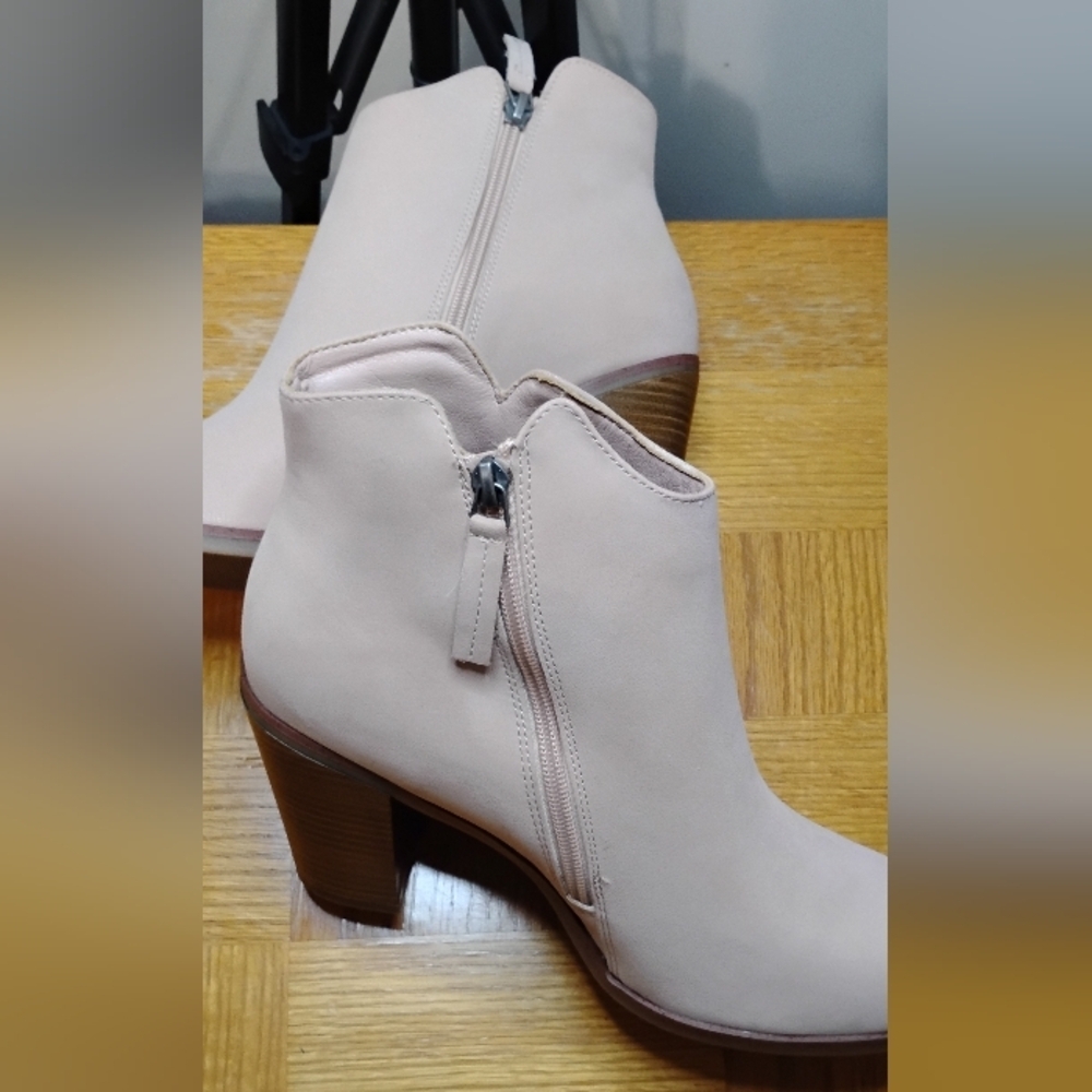 MIA Light Pink Ankle Booties - Picture 12 of 14
